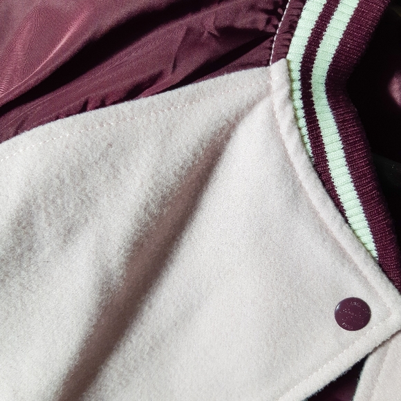 🟪H&M Pink and Purple spring/fall ribbed button down varsity jacket - Picture 5 of 7